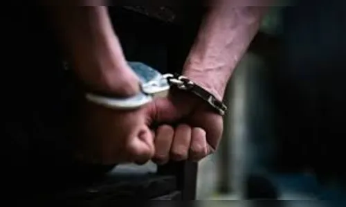 Filho furta casa e ainda agride pai por causa de drogas