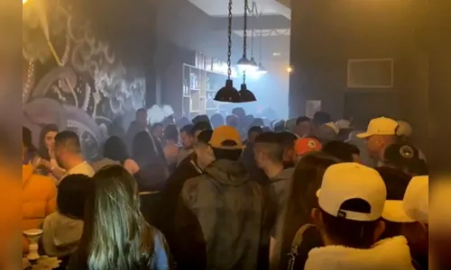 Fiscalização flagra aglomeração com 100 pessoas no PR