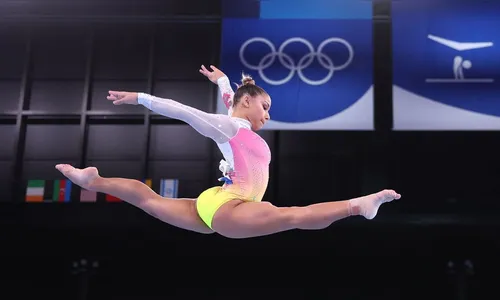 Flávia Saraiva fica na sétima posição na trave em Tóquio