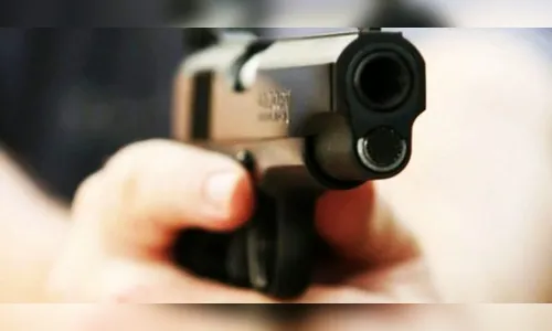 Homem é morto com tiro no peito em município paranaense