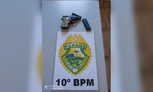 Homem é preso ao enviar fotos de arma para ex-namorada