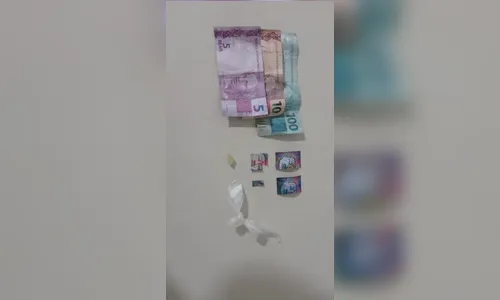 Homem é preso em flagrante por tráfico na Vila Regina