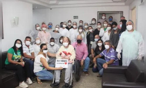 Idosa centenária vence a Covid-19