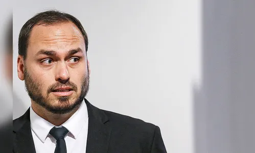 Justiça determina quebra dos sigilos de Carlos Bolsonaro