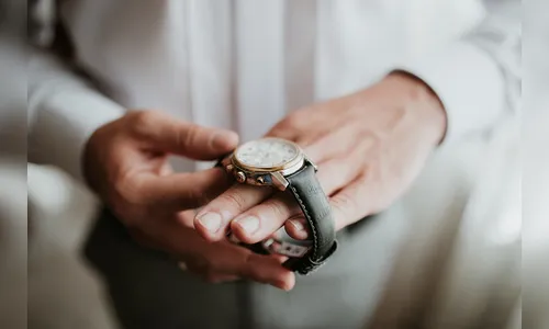 Ladrões furtam cerca de 20 relógios de loja de Apucarana