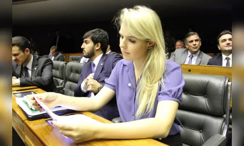 Luísa Canziani entra com ação no TSE para sair do PTB