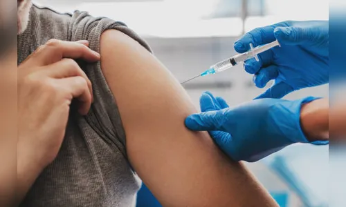 Mais de 75 milhões no Brasil receberam duas doses da vacina