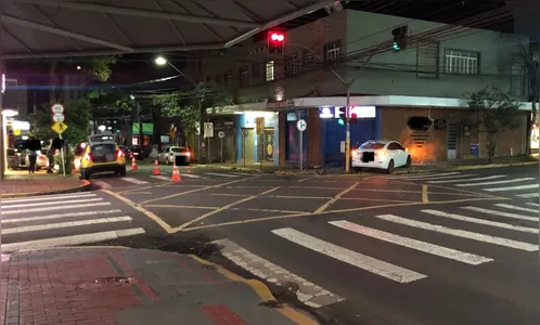 Motorista fica ferida em acidente no Centro de Apucarana