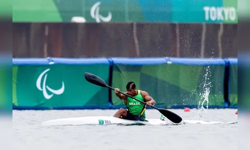 Na Dinamarca, Pantera Negra grava vídeo e pede torcida; veja