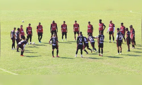 Na briga pelo G-4, Apucarana Sports joga contra o lanterna