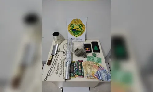 PM Apucarana acha nota de R$420 com bicho preguiça e maconha