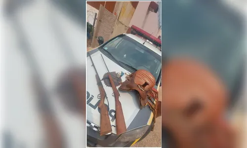 Pai e filho são presos com espingardas no Rio Bom