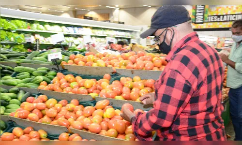 Pesquisa: Cesta Básica passa de R$580 em Apucarana