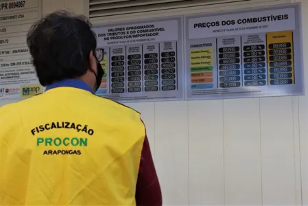 Procon fiscaliza 26 postos de combustíveis em Arapongas