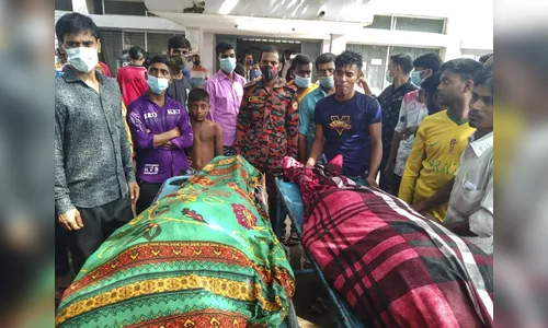 Raio cai em casamento e causa a morte de 17 pessoas