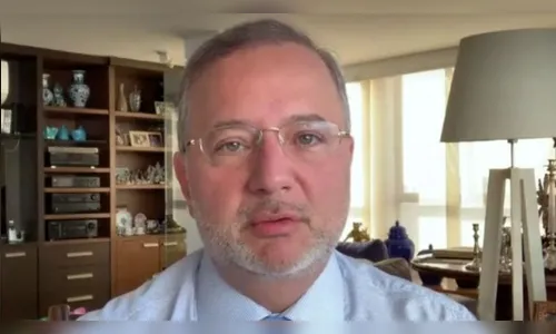 Secretário deixa o cargo após xingar chef de 'vagabunda'