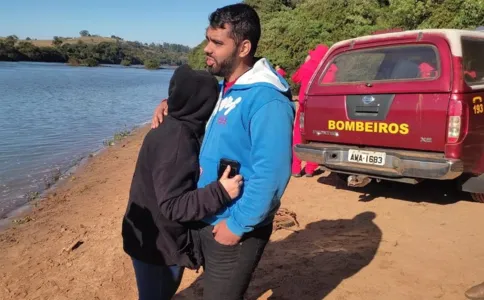 Sobrevivente conta como barco virou no Rio Ivaí, no PR