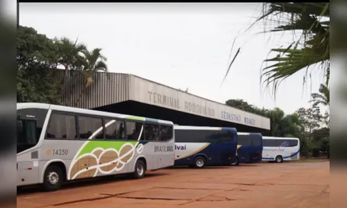 Moradores de rua são acusados de vandalismo em rodoviária