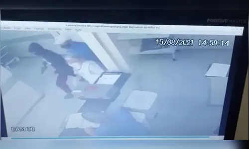 Vídeo mostra homens armados invadindo hospital no Paraná