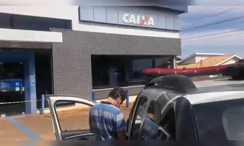 Vigilante de banco atira em companheiro e comete ato extremo