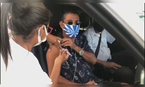 Zeca Pagodinho é internado com covid no Rio de Janeiro
