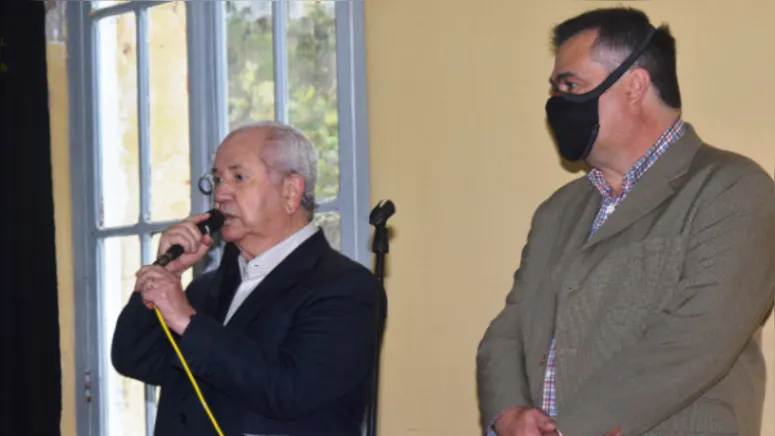 Imagem ilustrativa da notícia Secretário Beto Preto encontra criador do Zé Gotinha