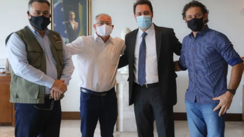 Imagem ilustrativa da notícia Vereadores Poim e Marcos em Curitiba