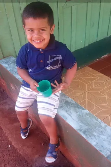 Ayron Henrique Feliciano dos Santos Faria, 4 anos