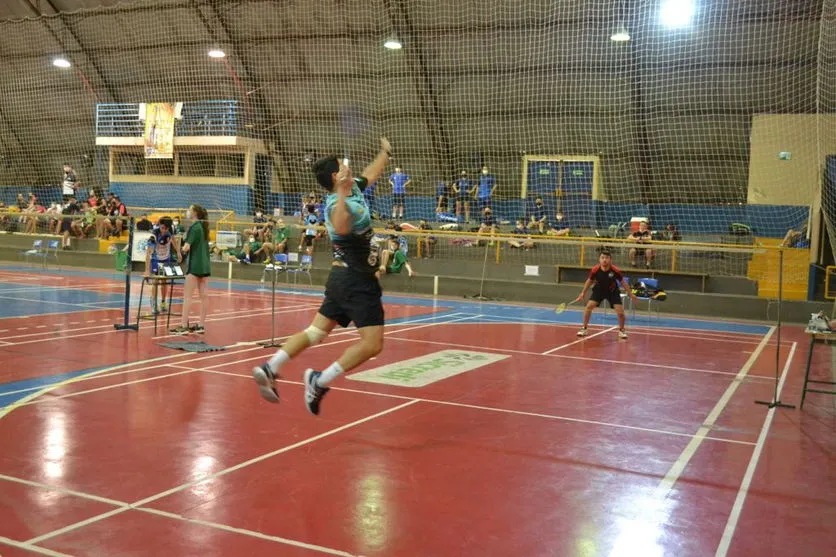 Badminton de Apucarana disputa o Torneio da Amizade