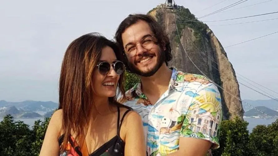 Fátima Bernardes diz ainda sofrer 'massacre' com novo namoro