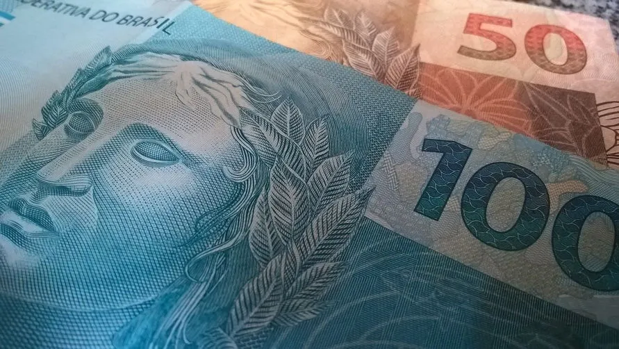 Governo deve anunciar novo auxílio no valor de R$ 400