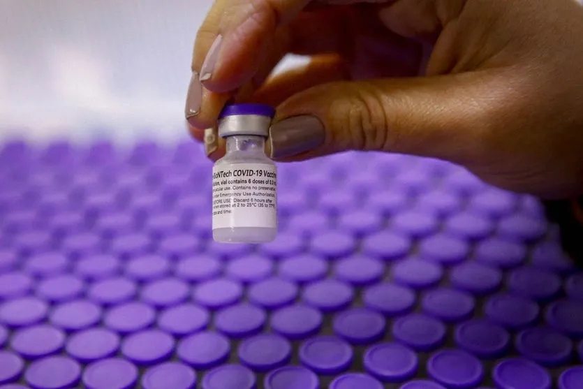 Vacina da Pfizer reduz risco de hospitalização em 90%