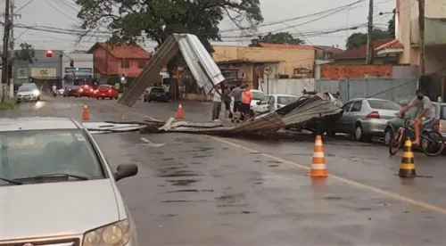 15 mil locais em Londrina seguem sem luz neste domingo