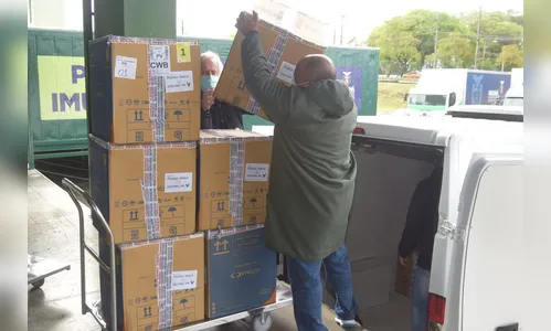 154,4 mil vacinas contra a Covid-19 chegam ao Paraná