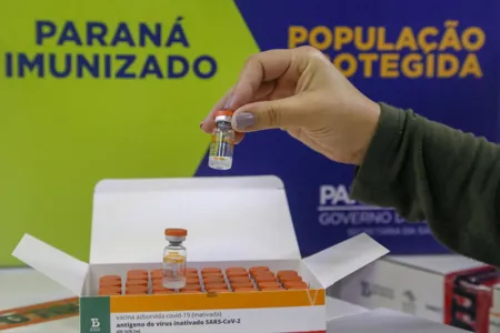 654 mil pessoas não retornaram para receber 2ª dose no PR