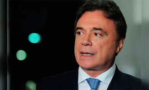 Álvaro Dias governador do Paraná