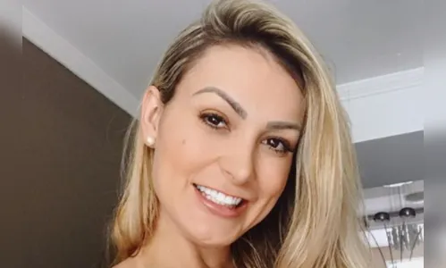 Após divórcio, Andressa Urach anuncia volta à prostituição