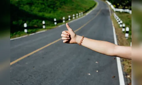 Após pegar carona, mulher é agredida por desconhecido