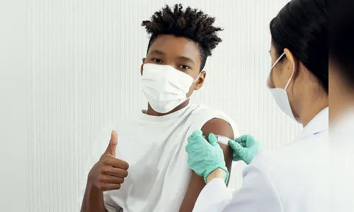 Arapongas abre vacinação geral para adolescentes com 17 anos