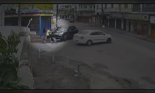 Vídeo: criminosos levam Porsche avaliado em R$ 1 milhão
