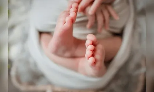 Bebê de 2 meses morre vítima da covid-19 em Londrina