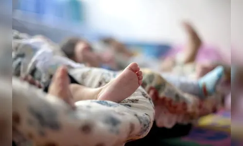 Bebê de 5 meses recebe vacina da COVID por engano