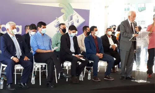 Beto Preto acompanha evento de cidades inteligentes