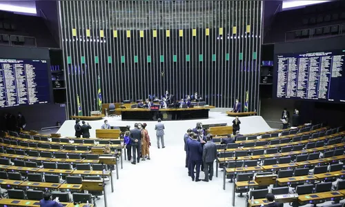 Câmara conclui votação da PEC dos Precatórios em 1º turno