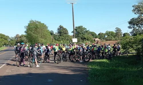 Ciclistas de Apucarana saem em romaria até Astorga