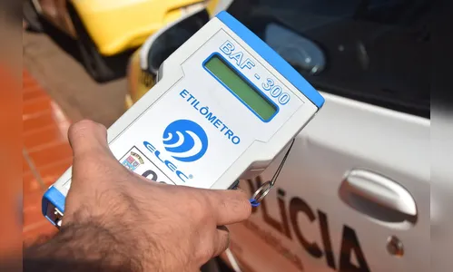 Em poucos minutos três são presos por embriaguez ao volante