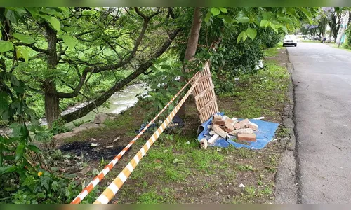 Corpo queimado é encontrado próximo a riacho no Paraná