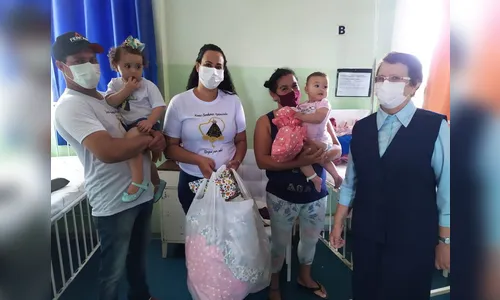 Crianças internadas em Apucarana recebem presentes