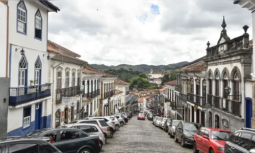 Enchente atinge pelo menos 100 famílias de Ouro Preto