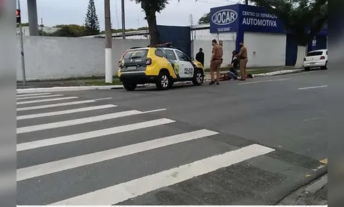 Esposa ataca marido com faca e foge de bicicleta em Curitiba